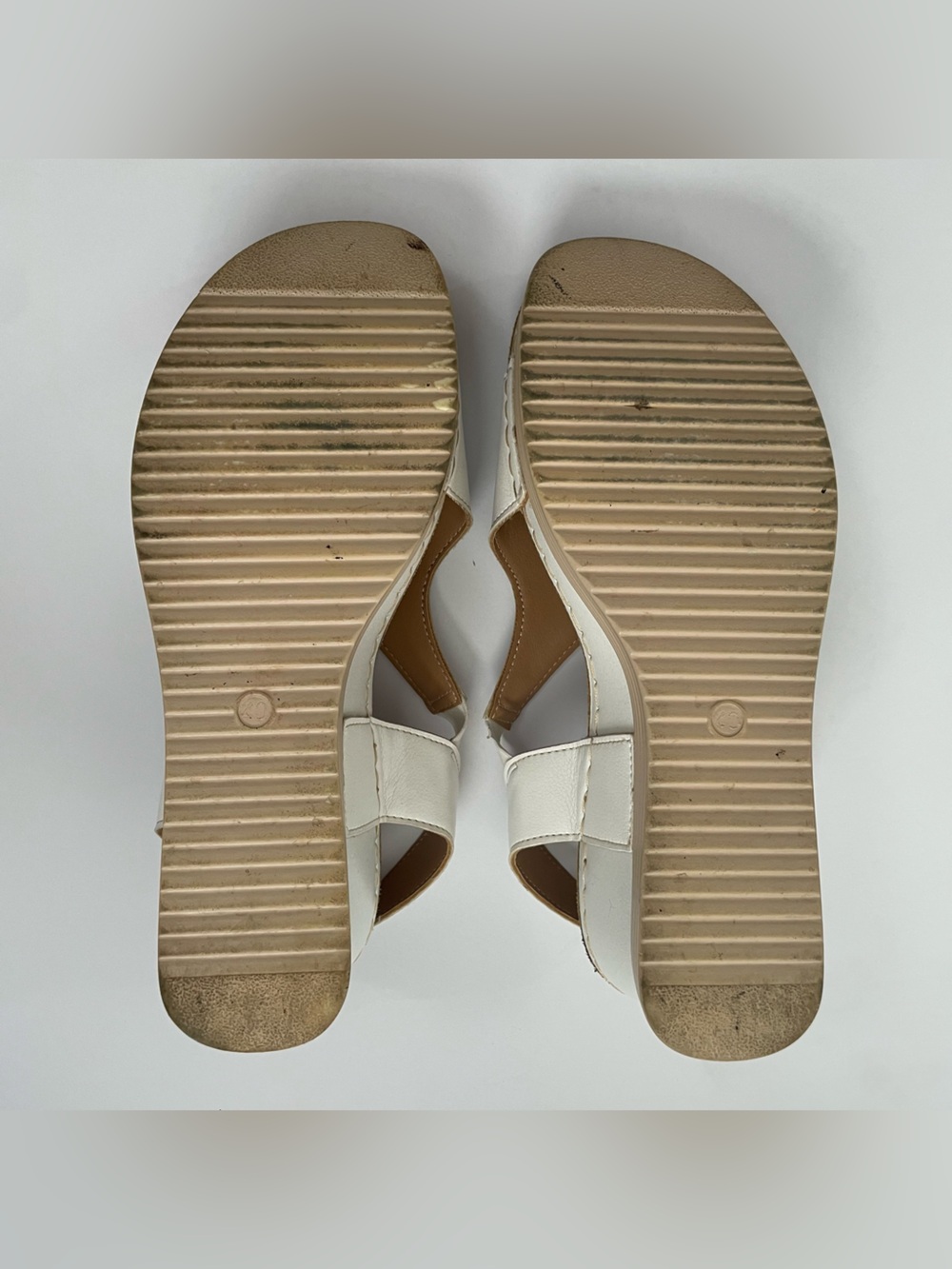 Henry Ferrera White Open-Toe Slingback Sandals Size 9.5 - Picture 7 of 7